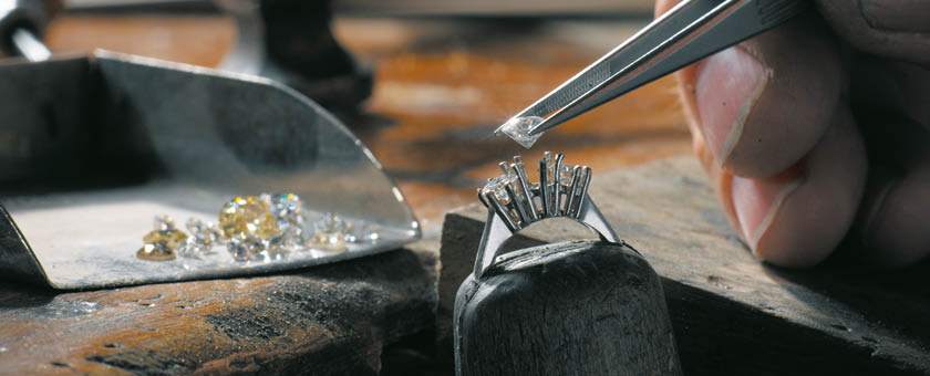 Setting diamonds in jewelry